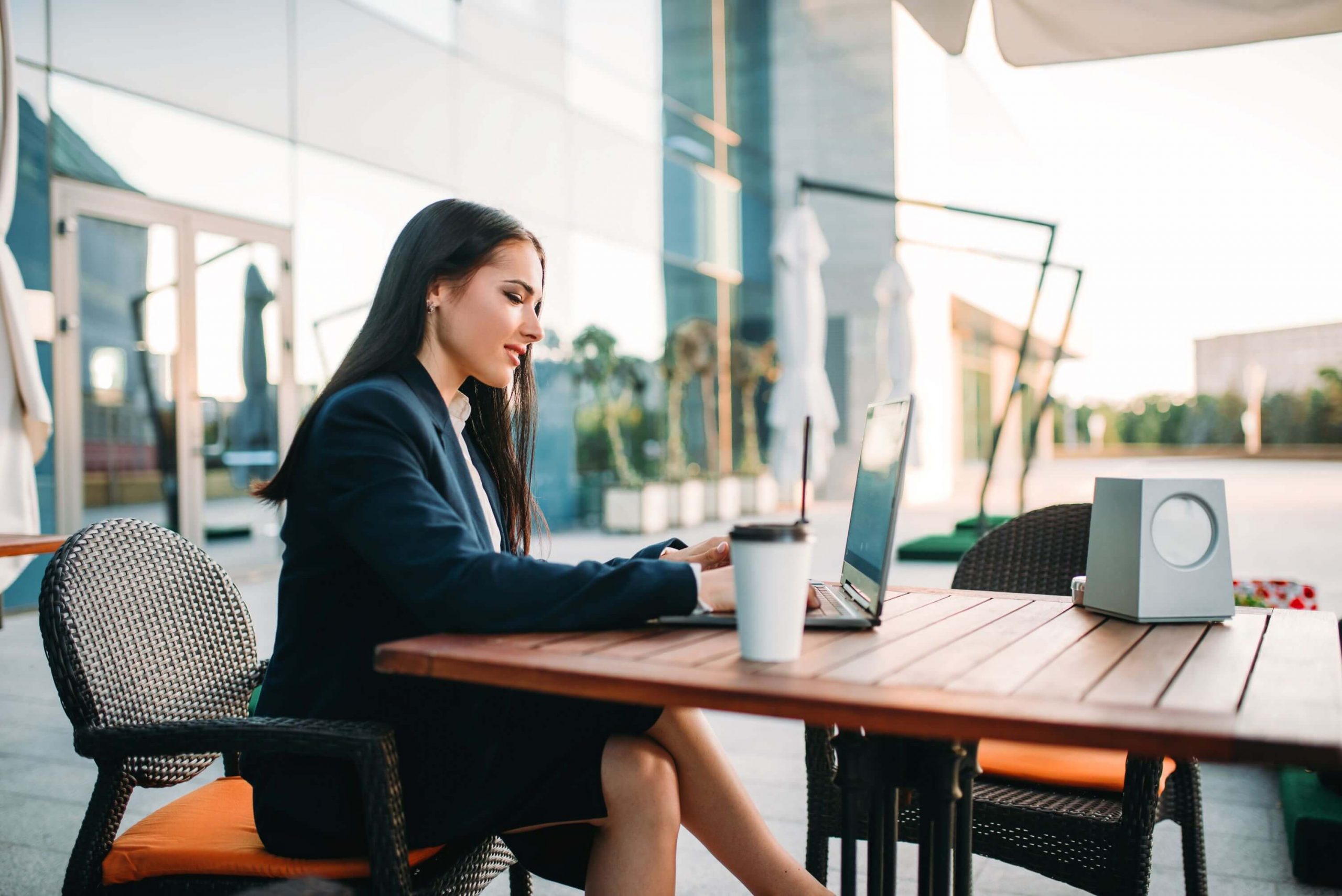 business-woman-works-on-laptop-in-office-2021-08-26-16-25-58-utc